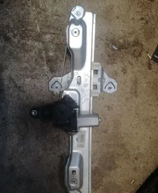 Renault Kadjar Rear door window regulator with motor