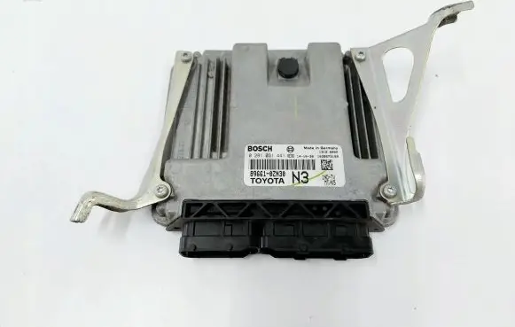 Toyota Prius (XW30) Engine control unit/module ECU 89661-0ZN30