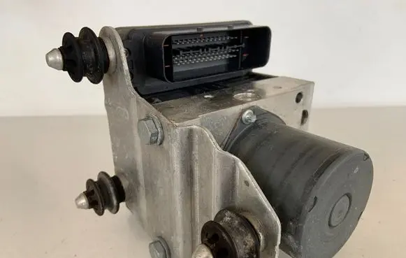 Audi A6 S6 C7 4G ABS Pump 4G0907379H 4G0614517R
