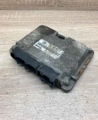 Seat Cordoba (6K) Engine control unit/module ECU 038906018EE 0281001916