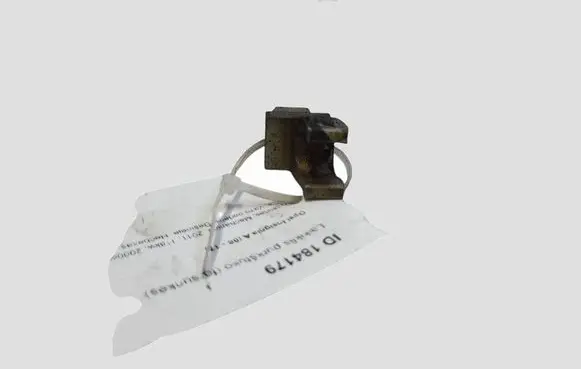 Opel Insignia A Fuel Injector clamp holder