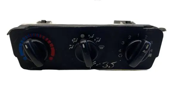 Ford Mondeo MK I Climate control unit 93BW18D