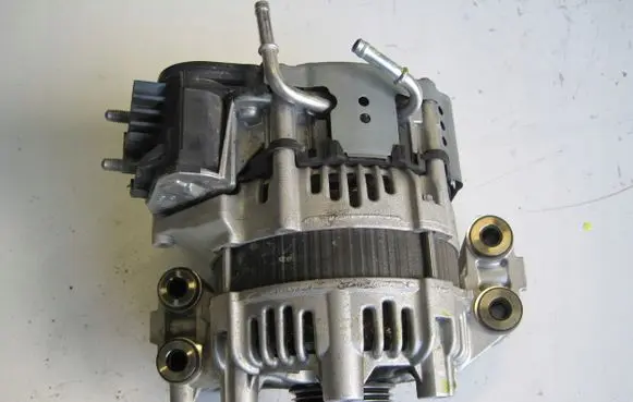 Maserati Grecale Generator/alternator 670219336