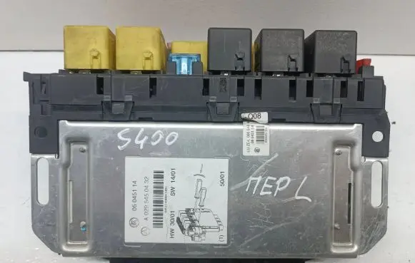 Mercedes-Benz S W220 SAM control unit A0295450432 05045114 0295450432