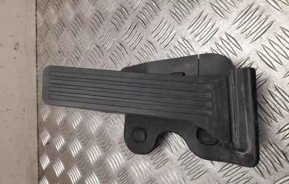 Mazda CX-5 Accelerator throttle pedal GHK341600G