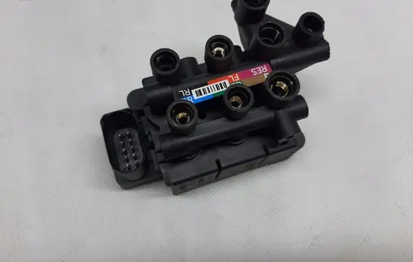 Audi e-tron Air suspension valve block 4KE616013A