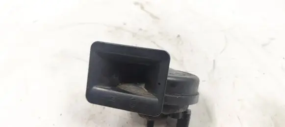 BMW 3 E36 Horn signal 00884