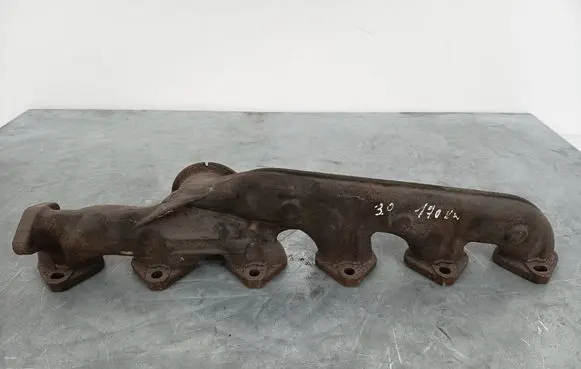 BMW 3 E90 E91 Exhaust manifold 7796886