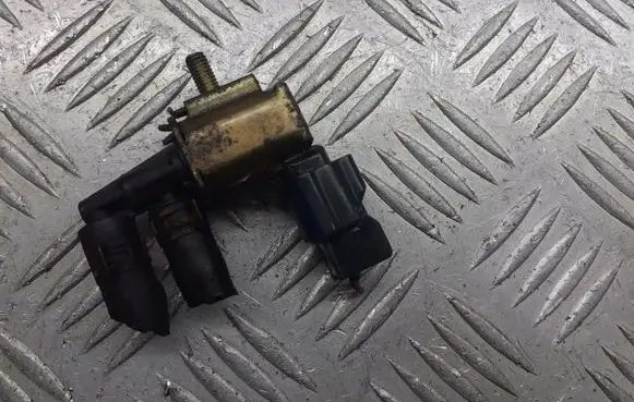 Nissan Almera Tino Turbo solenoid valve K5T48474
