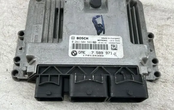 Mini One - Cooper Coupe R56 Engine control unit/module 0261S04563 7589971 170134390