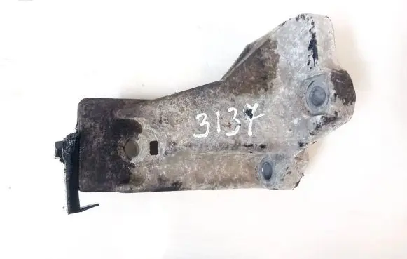 Volvo V70 Engine mounting bracket 9445231 3340