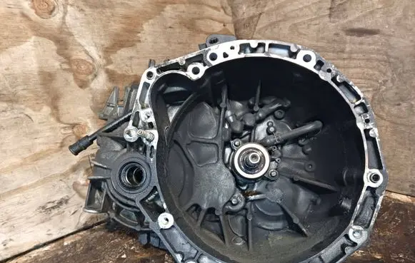 Renault Scenic I Manual 6 speed gearbox 8200370824
