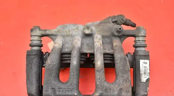 Peugeot 607 Front brake caliper 9657594980