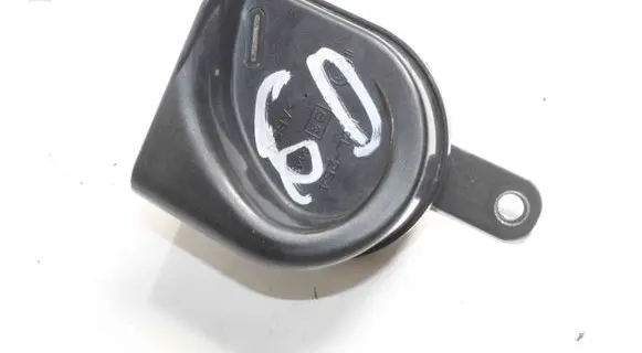 Volkswagen PASSAT CC Horn signal