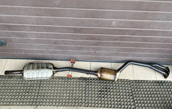 BMW 3 E46 Muffler/silencer 7506930 7764002 301221N