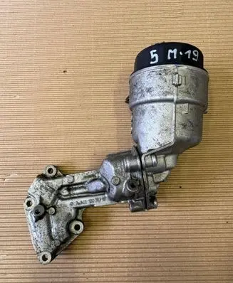 Mercedes-Benz GLE (W166 - C292) Oil filter mounting bracket A6421801410