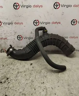 Renault Megane II Turbo air intake inlet pipe/hose 8200500384A