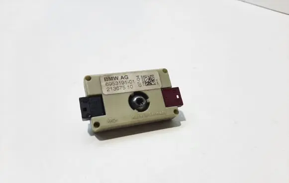 BMW 5 E60 E61 Antenna control unit 695319101 21367510