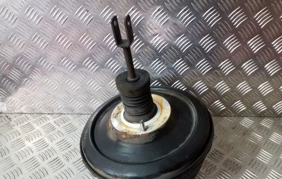 Opel Vivaro Brake booster 8200116384 93851935