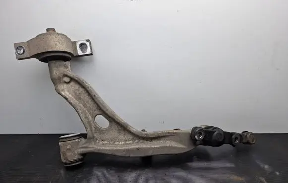 Lexus GS 250 350 300H 450H Front lower control arm/wishbone 