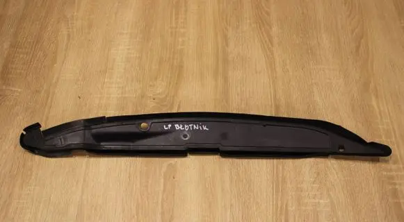 Fender end trim