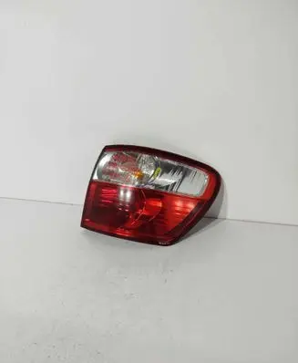 Toyota Avensis Verso Rear/tail lights