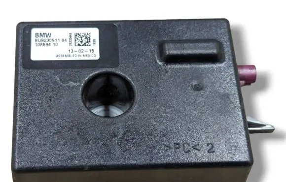 BMW 1 F20 F21 Aerial antenna filter BU923091104