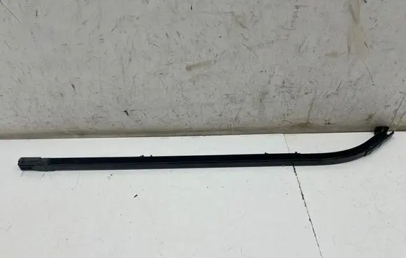Mercedes-Benz Vito Viano W447 Sliding door upper top rail A4477660037