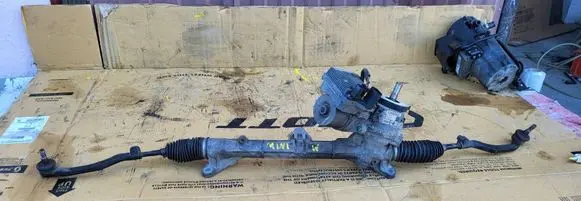 Mini One - Cooper Coupe R56 Steering rack 678354604234 6783546 6900001574