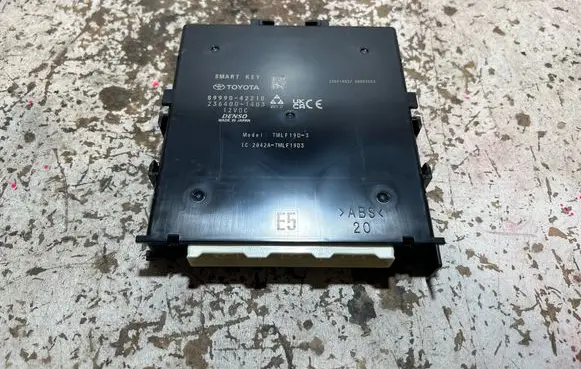 Toyota bZ4X Keyless (KESSY) go control unit/module 2364001403