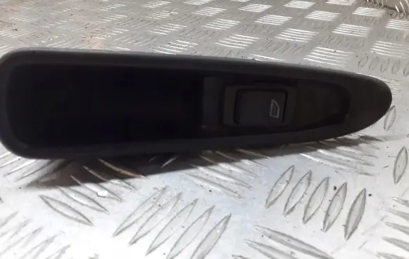 Volvo S40, V40 Electric window control switch 03458228