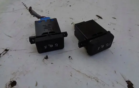 Honda Accord Tailgate/trunk/boot open switch NH743M