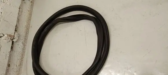 BMW i4 Rubber seal rear door 7482947