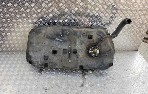 KIA Sportage Fuel tank 311102Y200