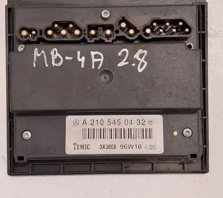 Mercedes-Benz E W210 Other control units/modules A2105450432 3X3868 96W16