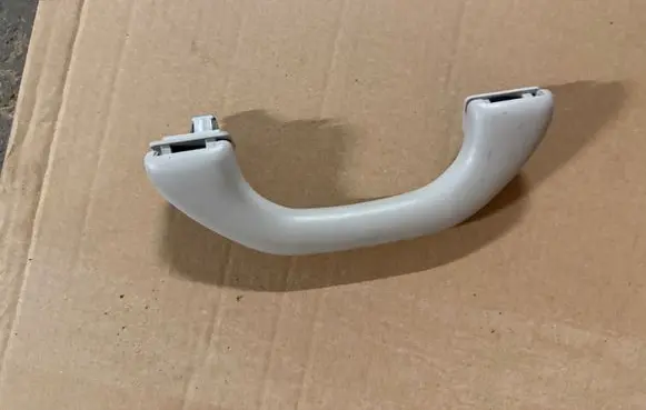 Skoda Yeti (5L) Front interior roof grab handle
