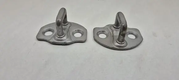 Renault Talisman Front door lock loop/hook striker 