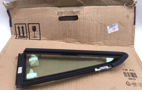 Audi TT TTS RS Mk3 8S Rear side window 8S8845300