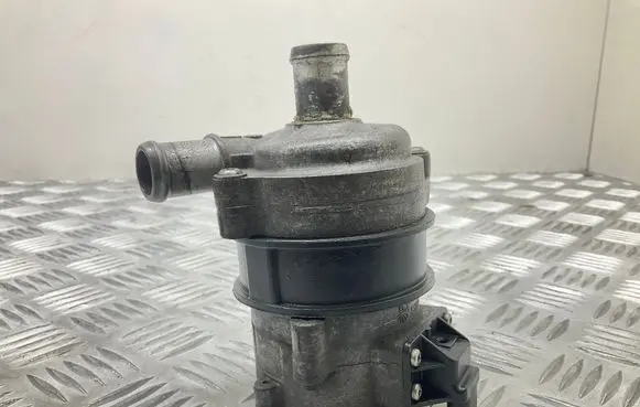 Audi A4 S4 B9 Electric auxiliary coolant/water pump 4H0965567A