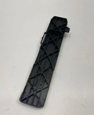 Audi A3 S3 8P Cabin air micro filter cap 1K0819422