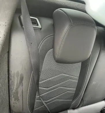 Jeep Avenger Rear seat 