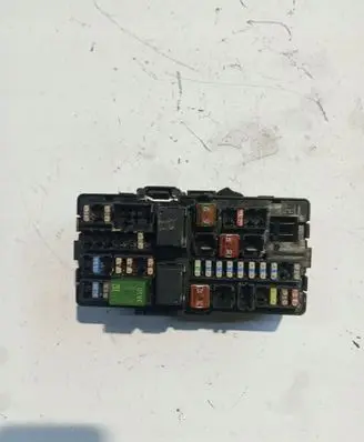 Opel Karl Fuse box set 826210
