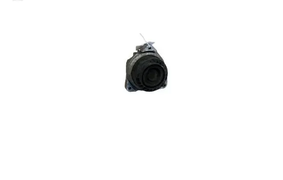 BMW M5 Engine mount bracket 6851264