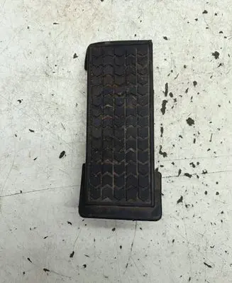 Mitsubishi Pajero Foot rest pad/dead pedal 