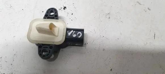 Volvo V60 Airbag deployment crash/impact sensor 31471578 C83HA 180104501