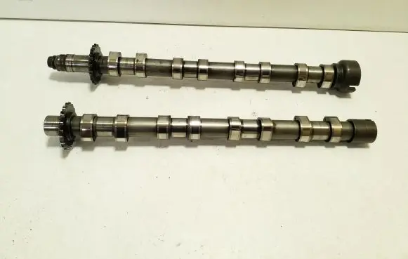 Land Rover Evoque I Camshaft 9670585080 9670585280