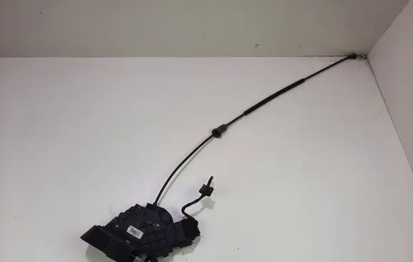 Volvo C30 Front door lock 30799302