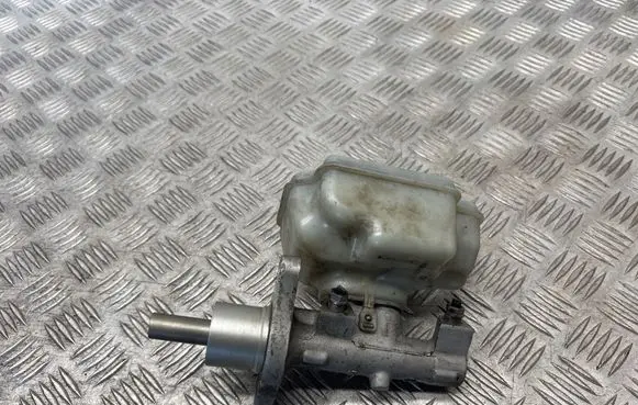 Volkswagen Touran I Master brake cylinder 1K1611301A
