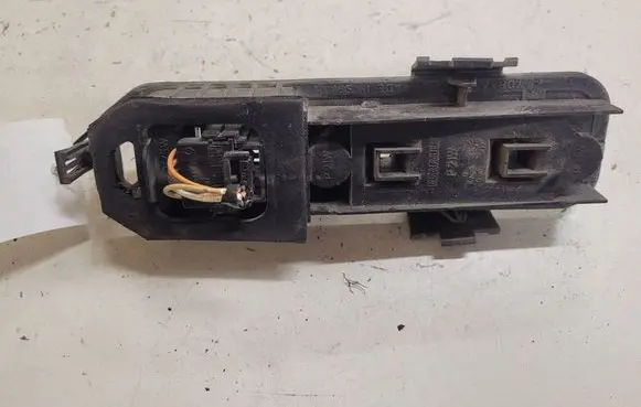 Renault Clio II Tail light bulb cover holder