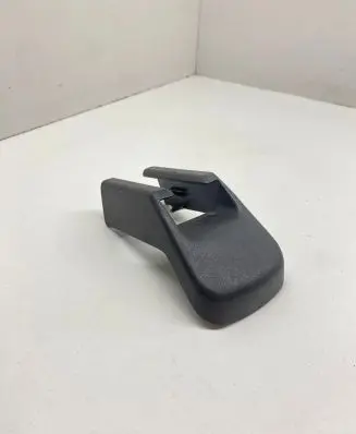 Toyota Corolla Verso AR10 Front passenger seat rail trim 721270F010